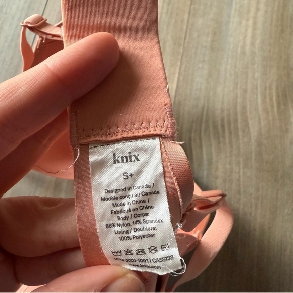 Knix infinity lightly padded tshirt wireless bra pink size s+ - Picture 4 of 4